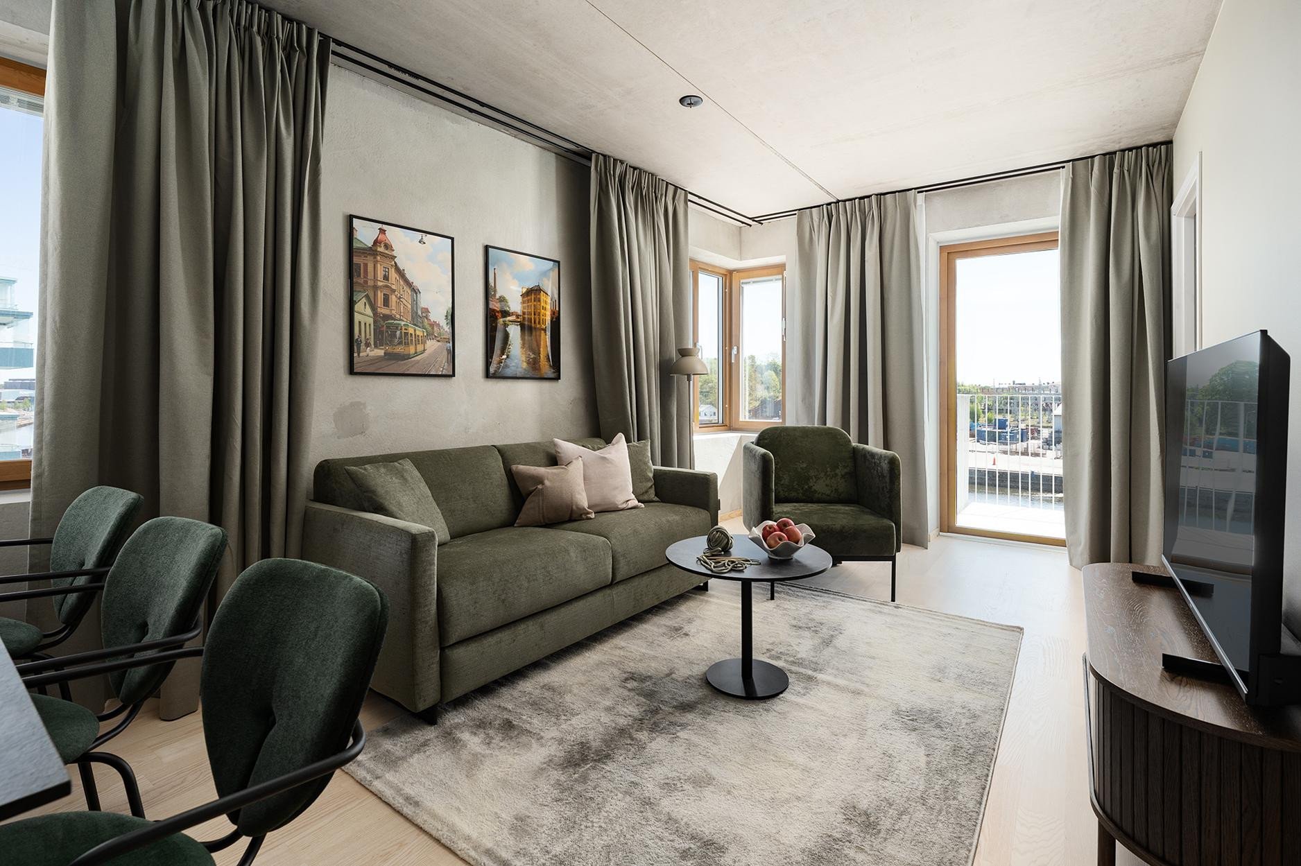 Inre Hamnen - Two Bedroom for 4 and Sofabed