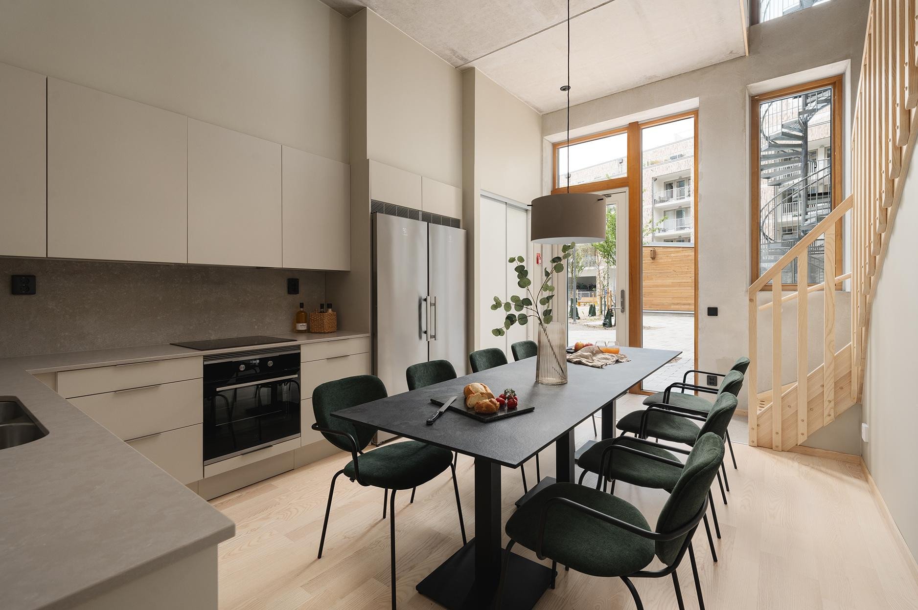 Inre Hamnen - Four Bedroom for 5 and Sofabed